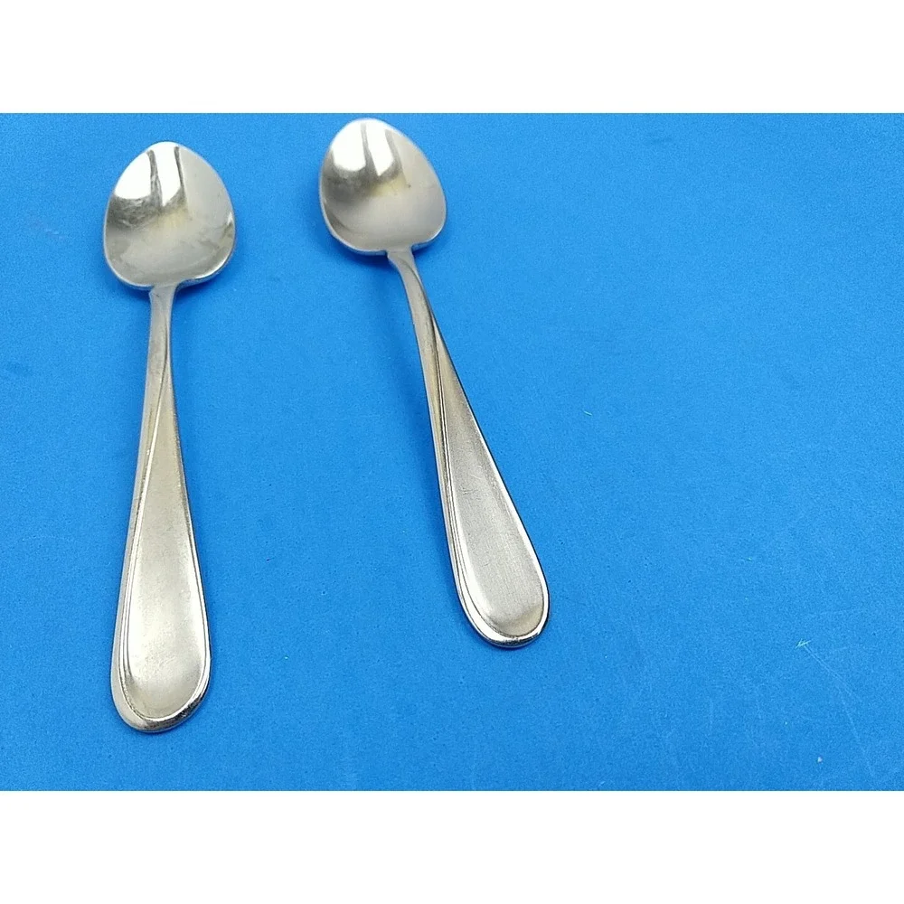 Oneida Flight Reliance USA Set Of 2 Spoons